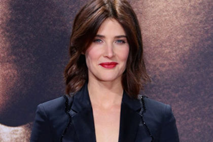 COBIE SMULDERS HAD OVARIAN CANCER AT 25—HERE ARE THE SYMPTOMS YOU SHOULD KNOW