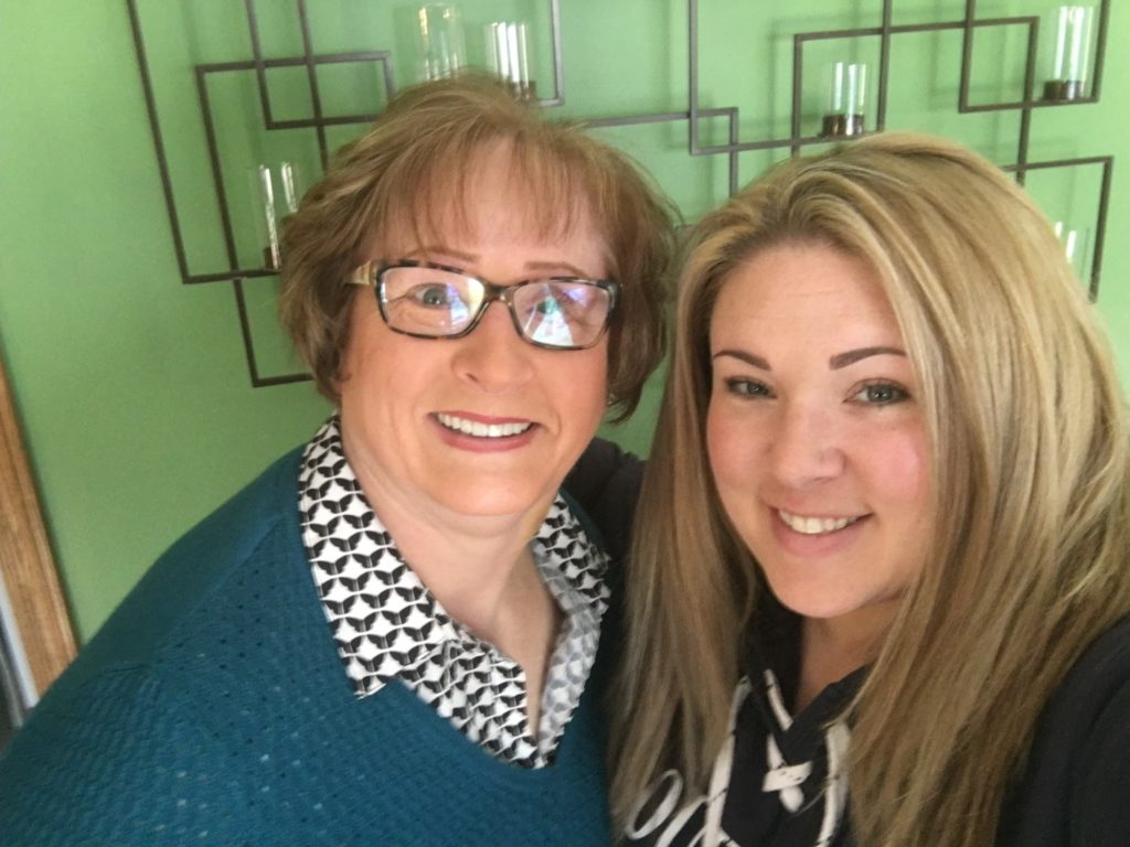 Mother and Daughter Face Cancer Together: Ovarian Cancer Survivor Lyndsay Chamberlain's Story